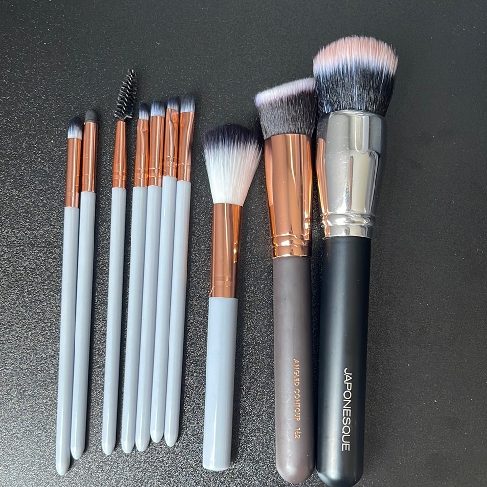 New!!Makeup Brush Set of 10- Black and Gray